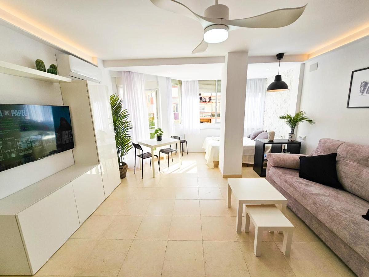Estudio Vip Mediterraneo - Alojamientos La Torre توري ذيل مار المظهر الخارجي الصورة